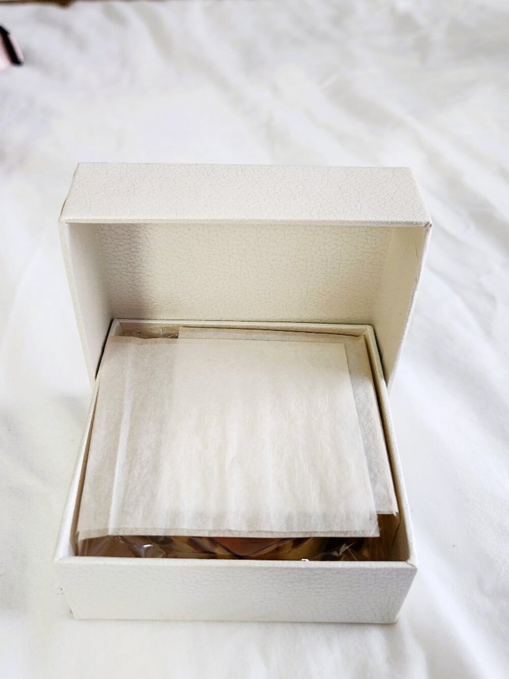 St. John Tortoise Resin Hexagon Bangle Bracelet Brown Acrylic w/ Box New - Picture 2 of 6
